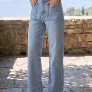 High-Waisted Light Wash Patch Pocket Straight Jeans