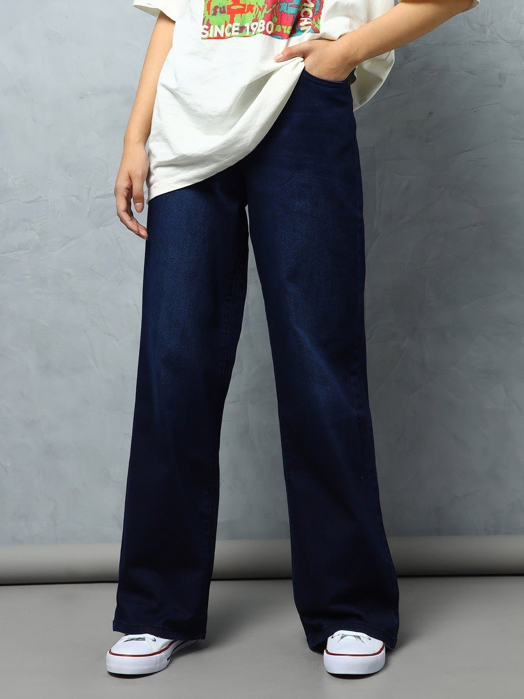 High-Waisted Dark Wash Wide-Leg Jeans - Image 2